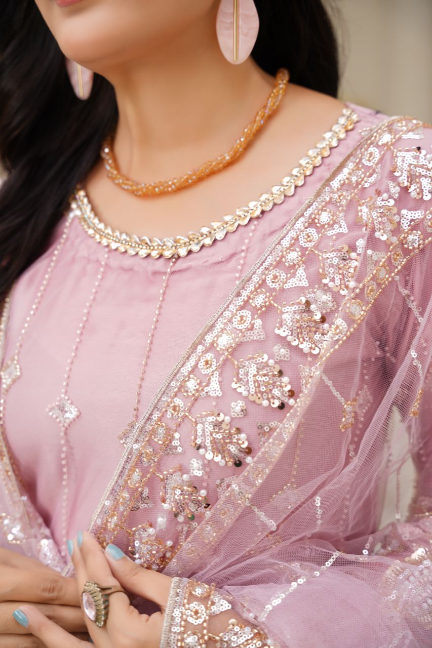 Queen Libas - Sahiba-e-Noor QL-F03