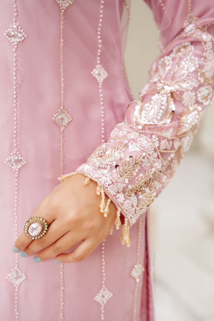 Queen Libas - Sahiba-e-Noor QL-F03