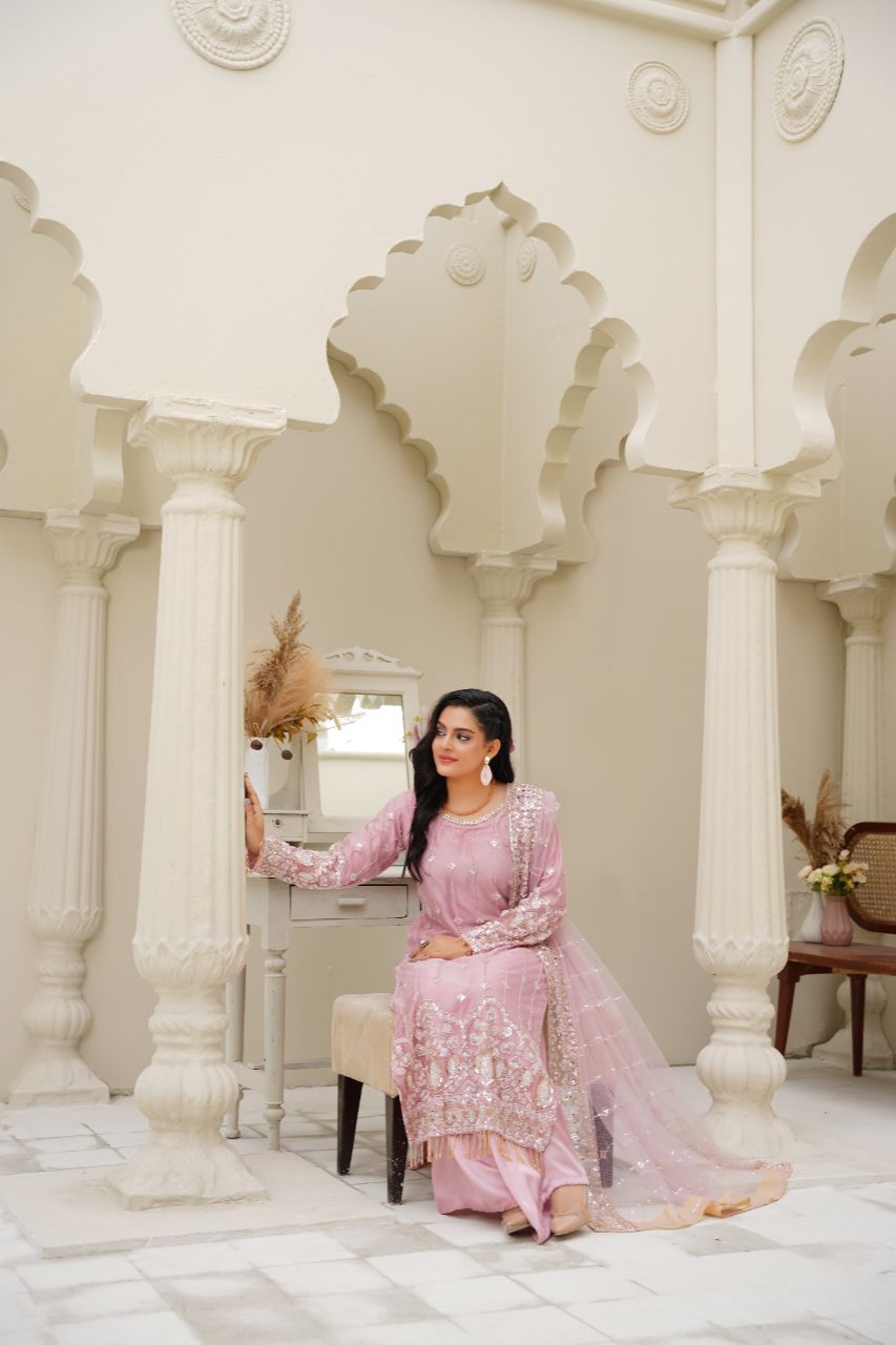 Queen Libas - Sahiba-e-Noor QL-F03