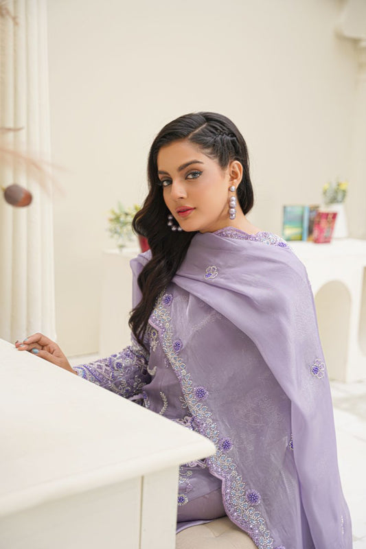 Queen Libas - Sahiba-e-Noor QL-F07