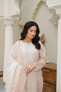 Queen Libas - Sahiba-e-Noor QL-F05