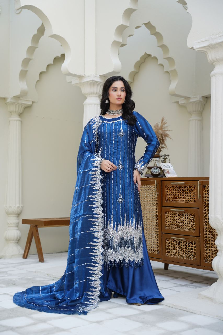 Queen Libas - Sahiba-e-Noor QL-F02