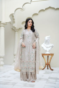 Queen Libas - Sahiba-e-Noor QL-F06