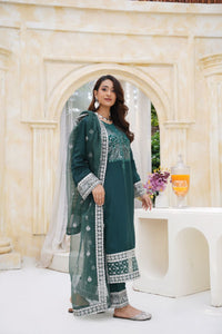 Har Din 6 –Deep Green Embroidered 3Pc Suit