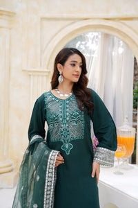 Har Din 6 –Deep Green Embroidered 3Pc Suit