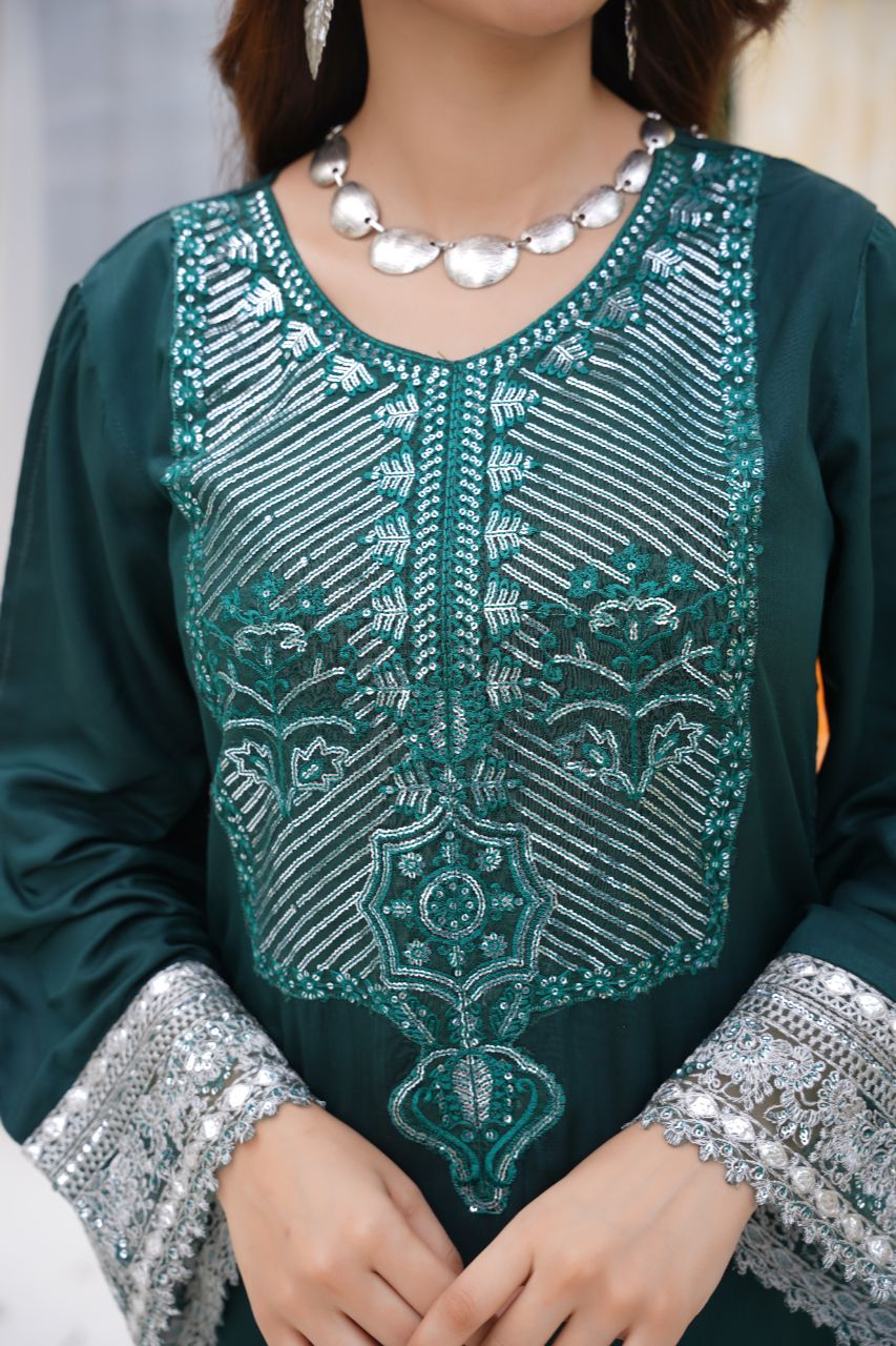 Har Din 6 –Deep Green Embroidered 3Pc Suit