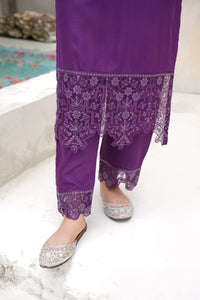 Har Din 4 – Purple Embroidered 3Pc Suit