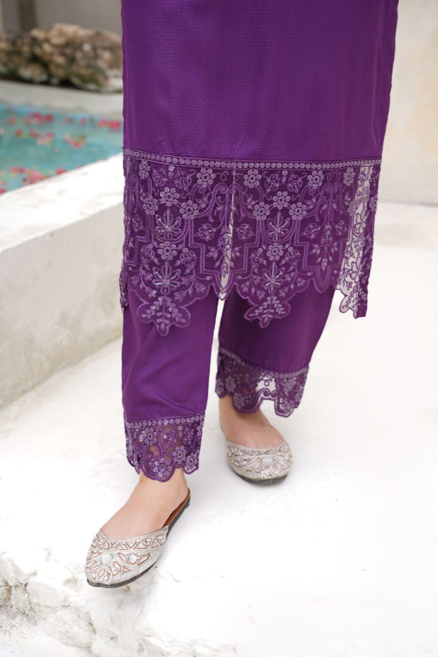 Har Din 4 – Purple Embroidered 3Pc Suit