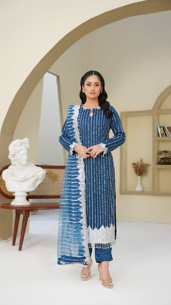 Queen Libas - Sahiba-e-Noor QL-AW02