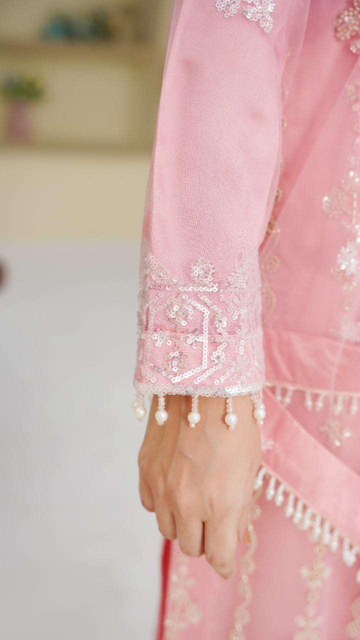 Queen Libas - Sahiba-e-Noor QL-AW03