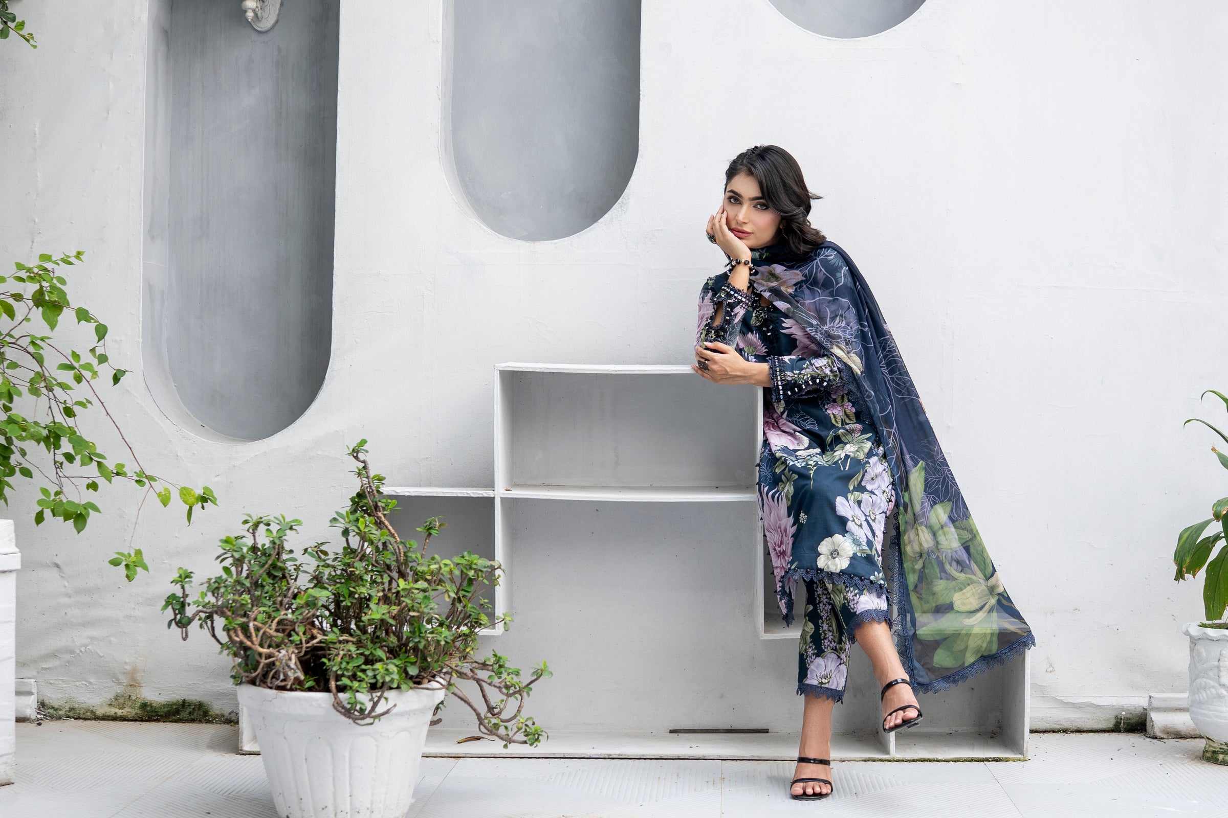 Queen Libas - Midnight Summer