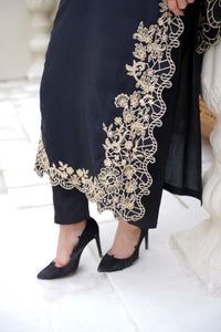 Har Din 3 – Black Embroidered 2Pc Suit