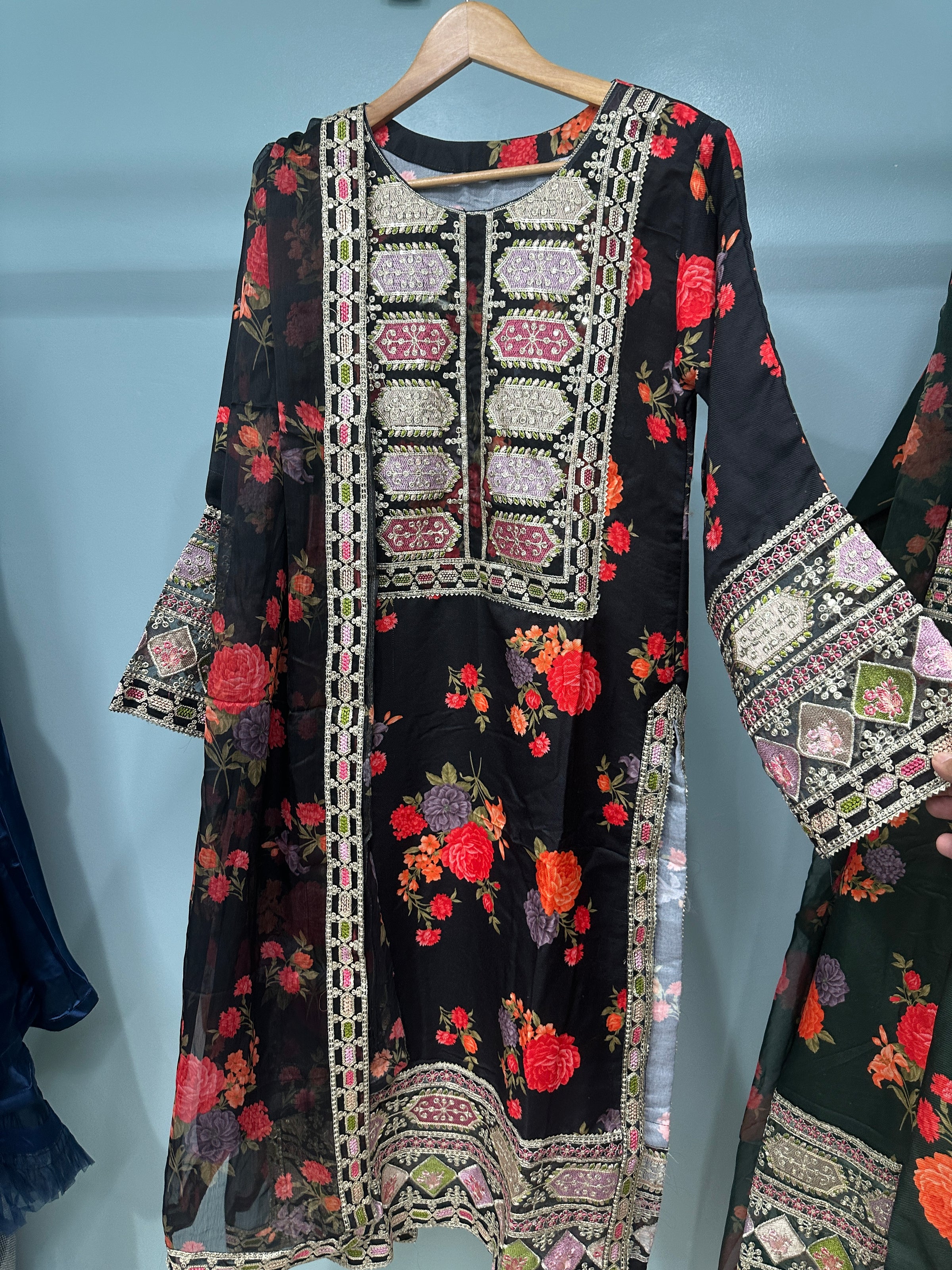 Pakistani Casual Dress - QLB-  Aneela’s Inspired