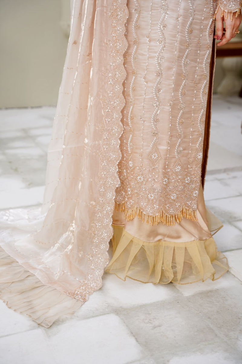 Queen Libas - Sahiba-e-Noor QL-F05