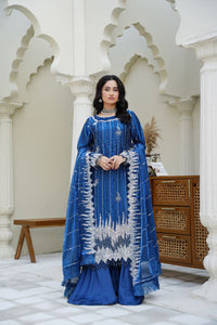 Queen Libas - Sahiba-e-Noor QL-F02