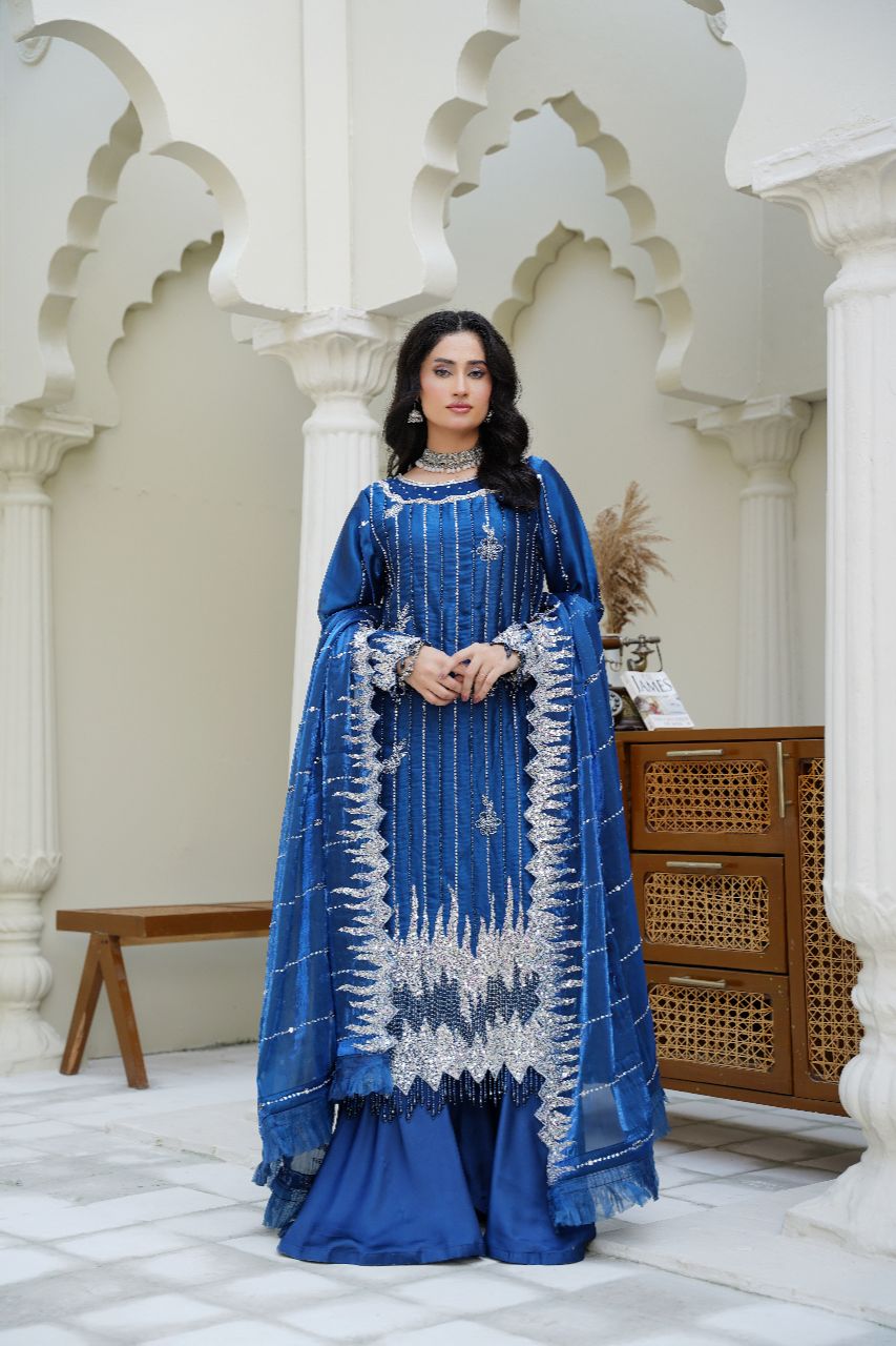 Queen Libas - Sahiba-e-Noor QL-F02