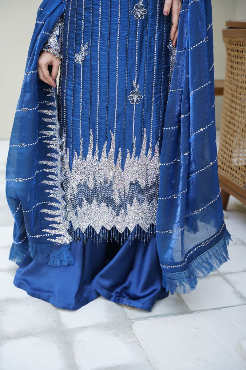 Queen Libas - Sahiba-e-Noor QL-F02