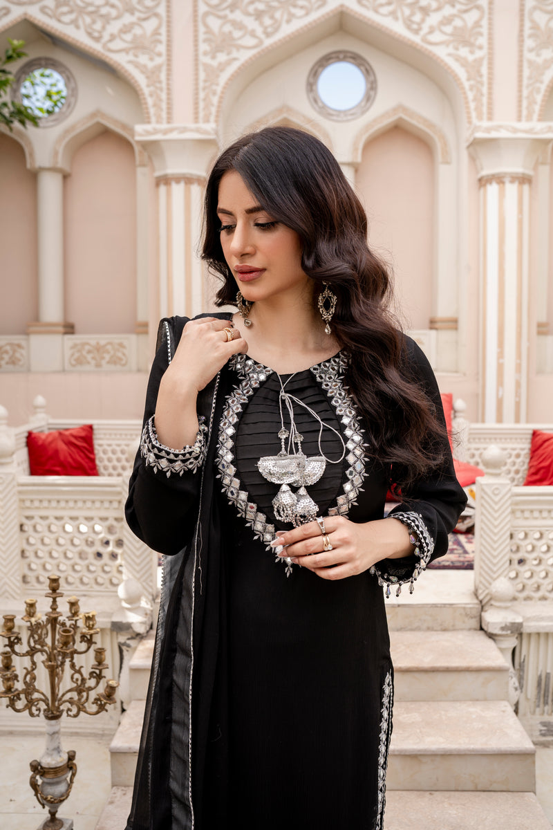 Queen Libas - Shop from No.1 Online Pakistani Boutique in UK