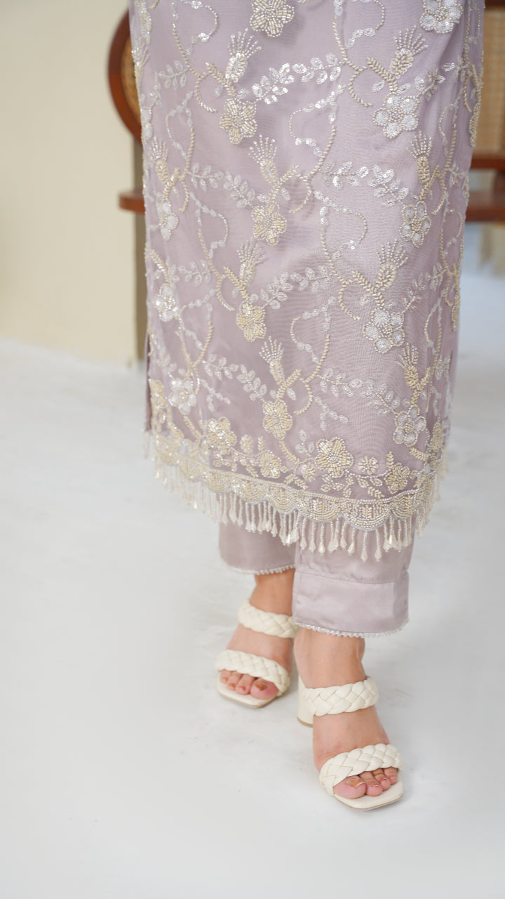 Queen Libas - Sahiba-e-Noor QL-AW04