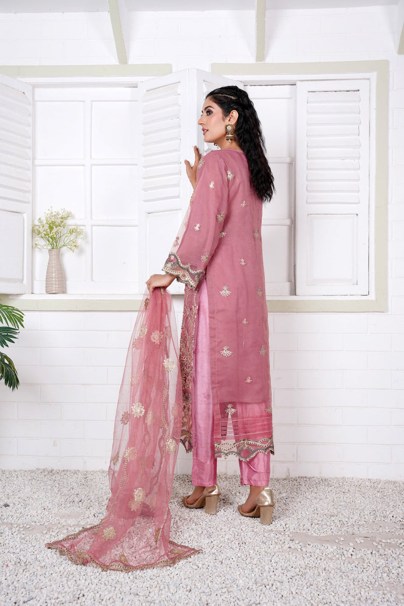 Queen Libas - Shop from No.1 Online Pakistani Boutique in UK