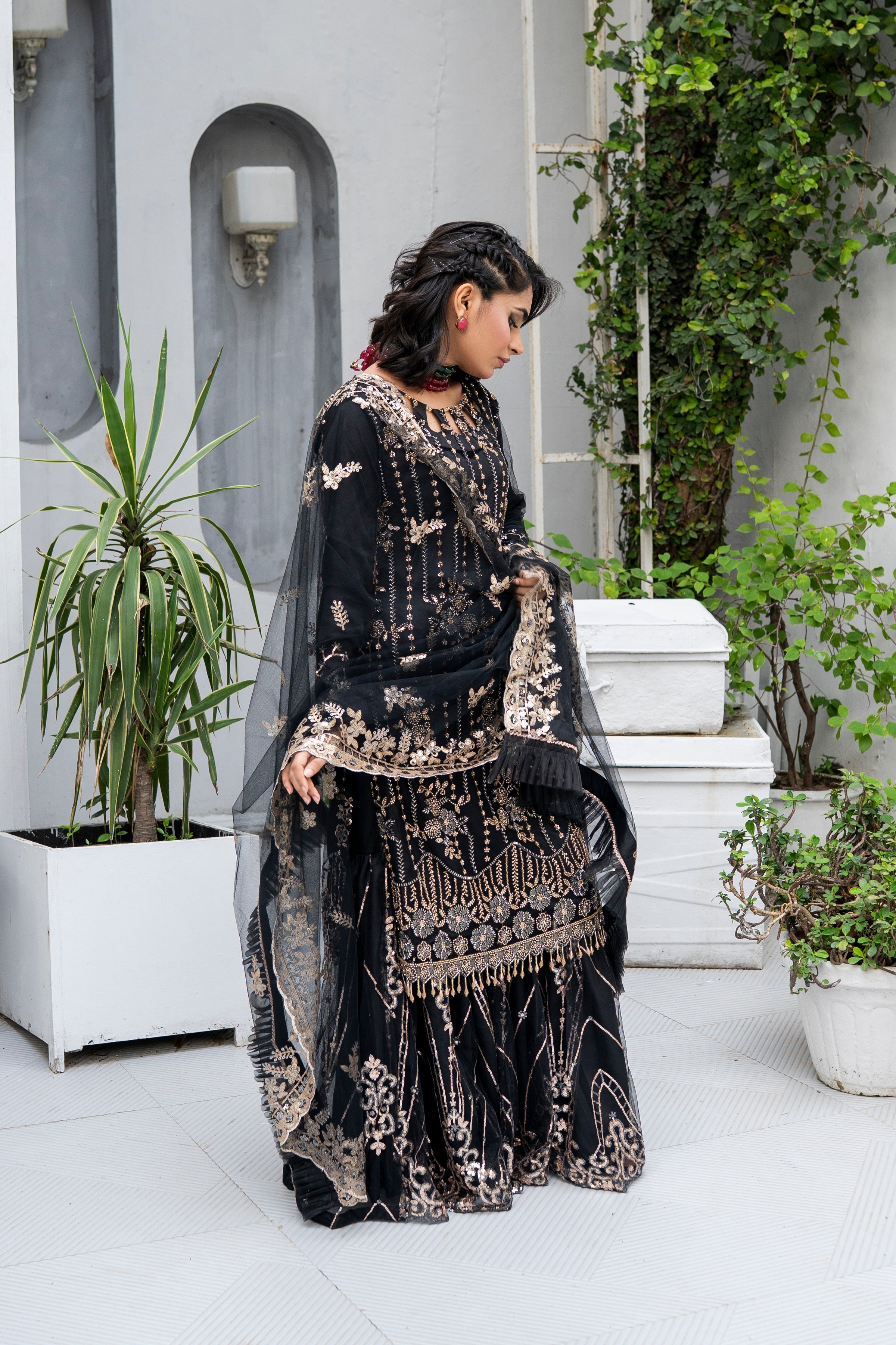 Queen Libas - QL-05 – Shaahi Mehfil.