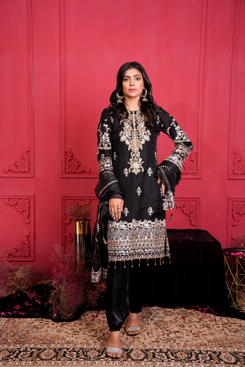 Queen Libas - Shop from No.1 Online Pakistani Boutique in UK