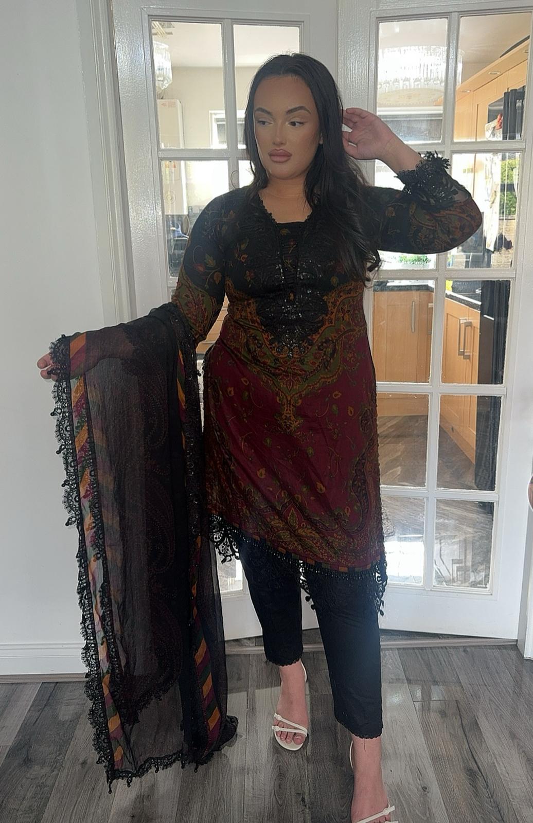 Maria B Printed Lawn Embroider Inspired Lux D-4 -Readymade Pakistani Suits UK