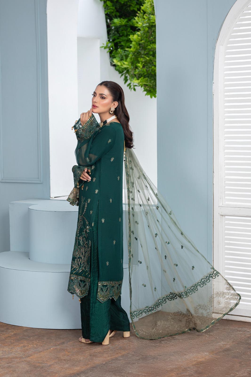 Queen Libas - Shop from No.1 Online Pakistani Boutique in UK