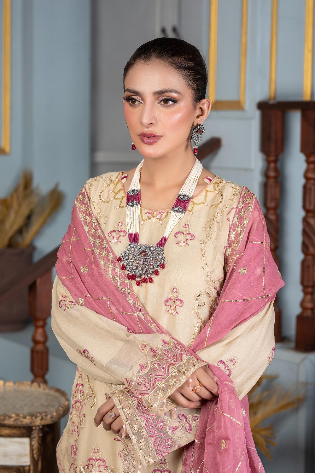 Queen Libas - Shop from No.1 Online Pakistani Boutique in UK