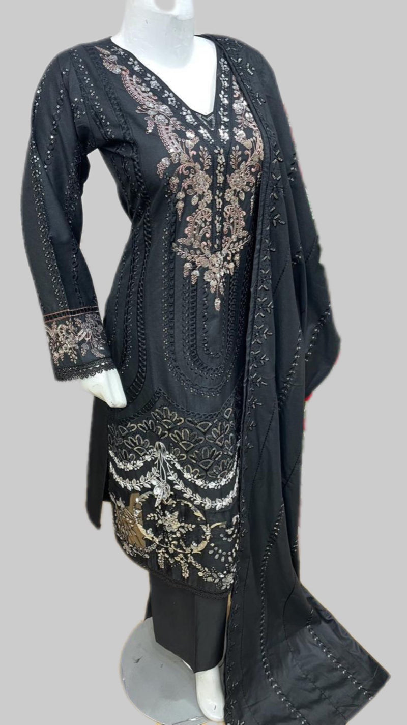 Queen Libas - Shop from No.1 Online Pakistani Boutique in UK