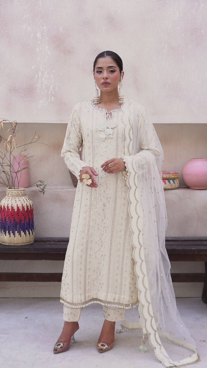 Queen Libas - Sahiba-e-Noor QL-SEH-01