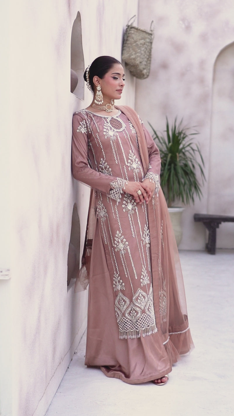 Queen Libas - Sahiba-e-Noor QL-SEH-02